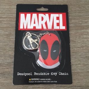 LOT of MARVEL Bendable Keychains